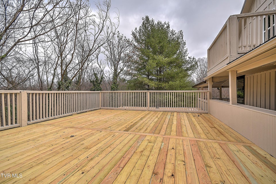 Photo #57: 331 Edgefield Road