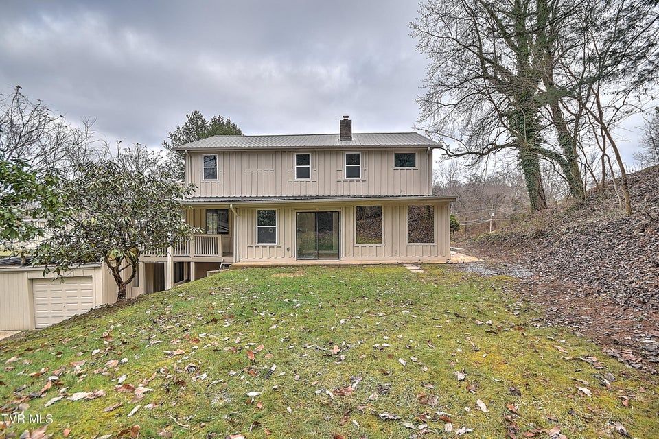 Photo #68: 331 Edgefield Road