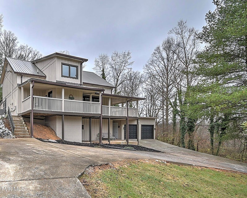 Photo #4: 331 Edgefield Road