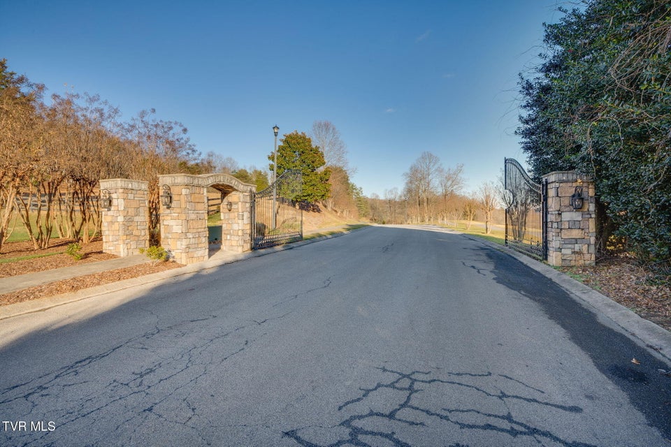 Photo #21: 1230 Ridgetop Trail