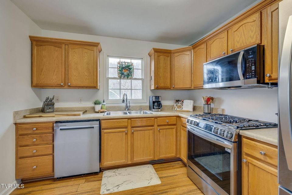 Photo #12: 227 Mountain View Drive