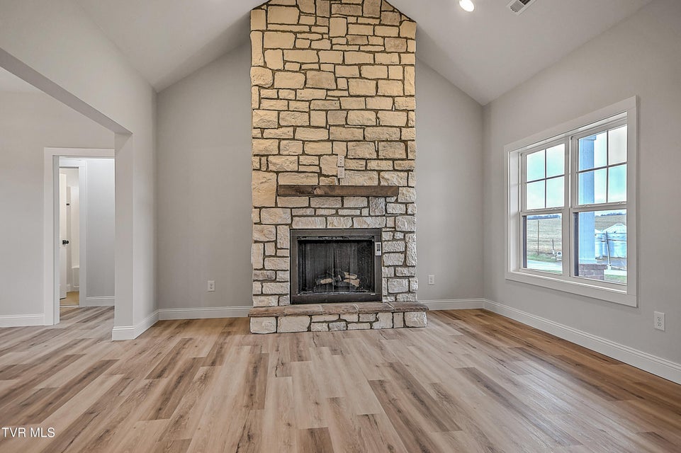 Photo #7: 3270 Old State Route 34 