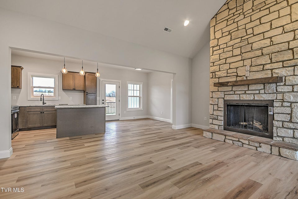 Photo #8: 3270 Old State Route 34 