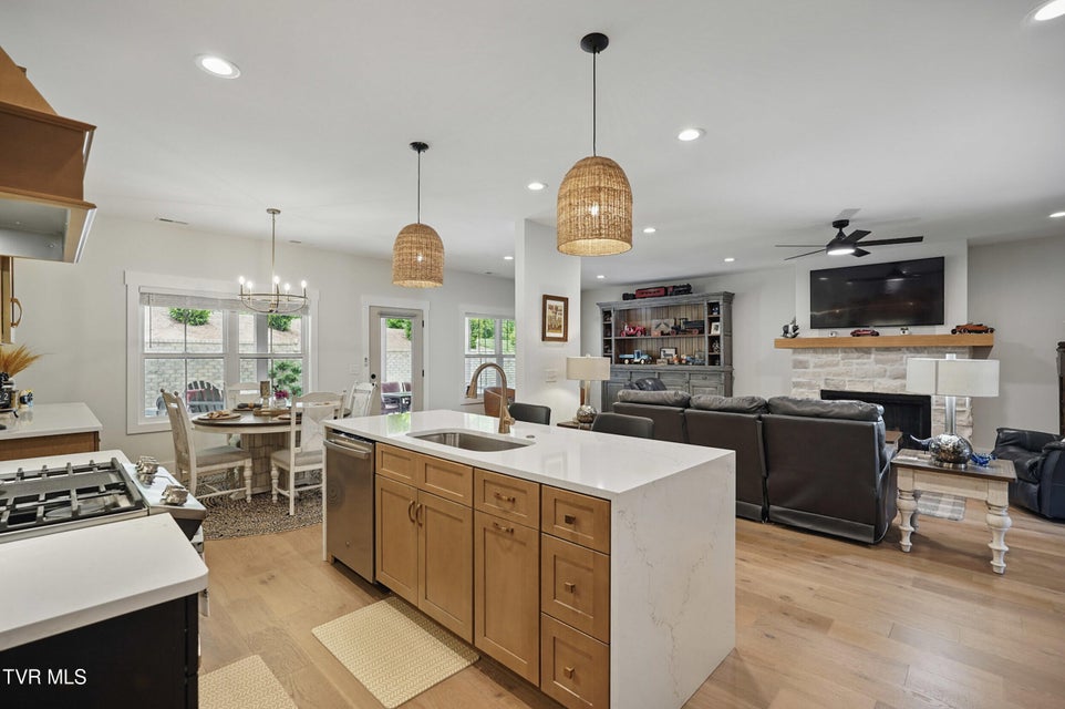 Photo #15: 235 Winston Place