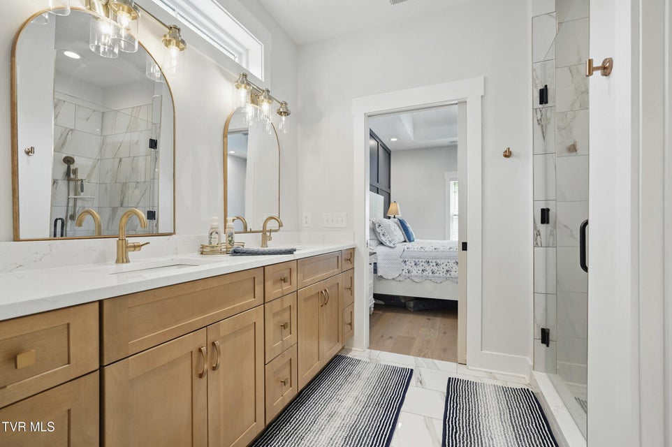 Photo #28: 235 Winston Place