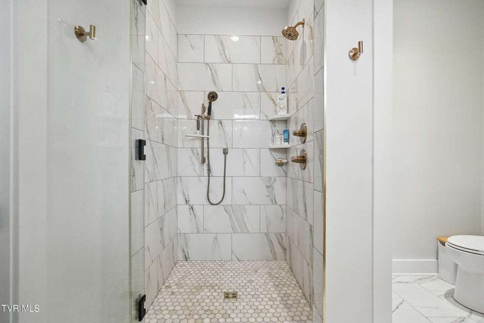 Photo #29: 235 Winston Place