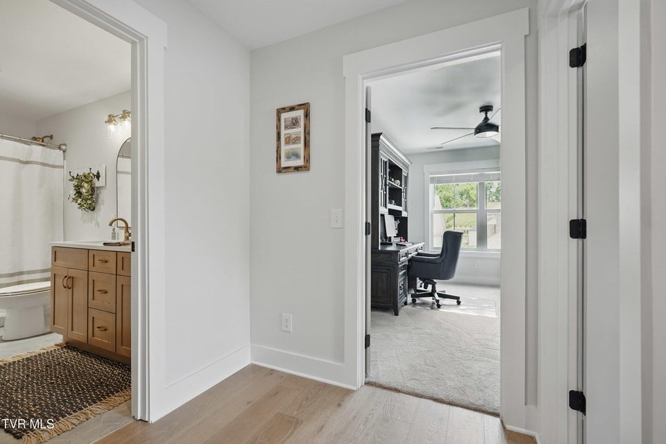 Photo #31: 235 Winston Place