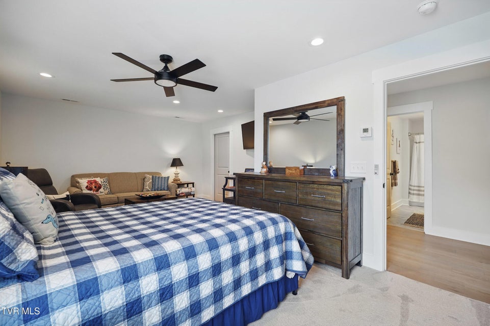 Photo #39: 235 Winston Place