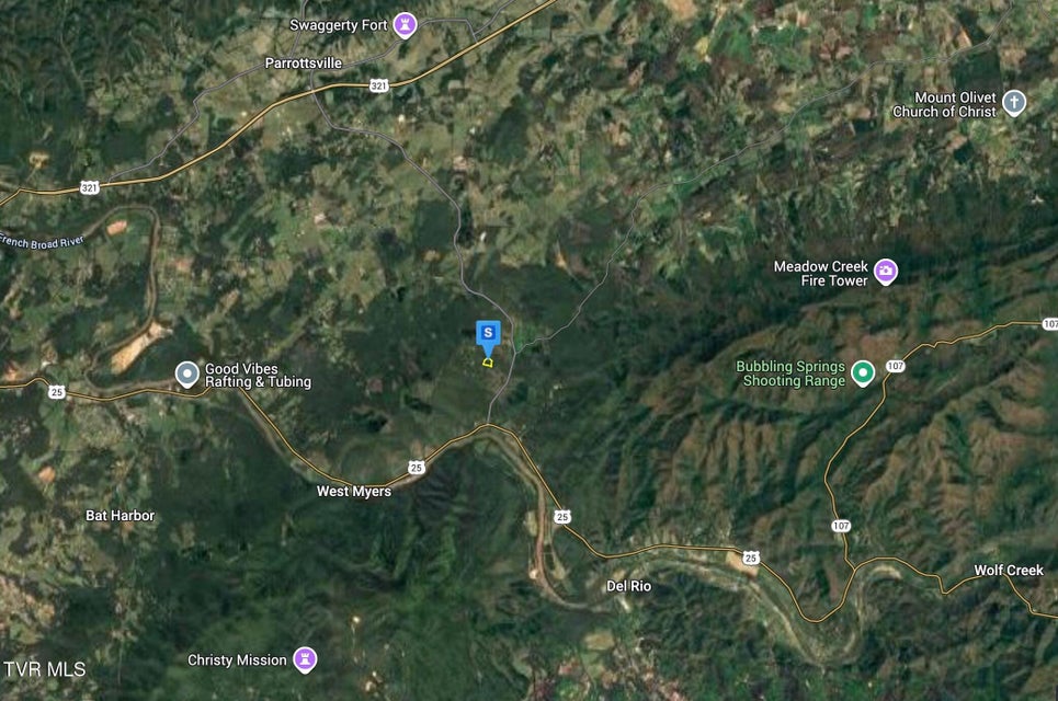 Photo #3: 150 Zuni Way