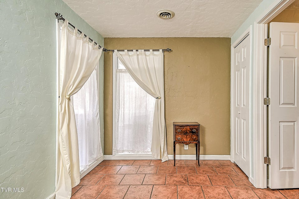 Photo #5: 175 Brooklawn Drive