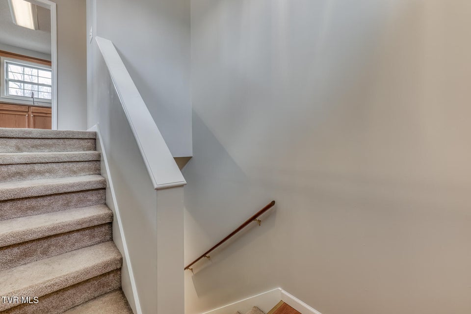 Photo #29: 384 Ford Creek Road