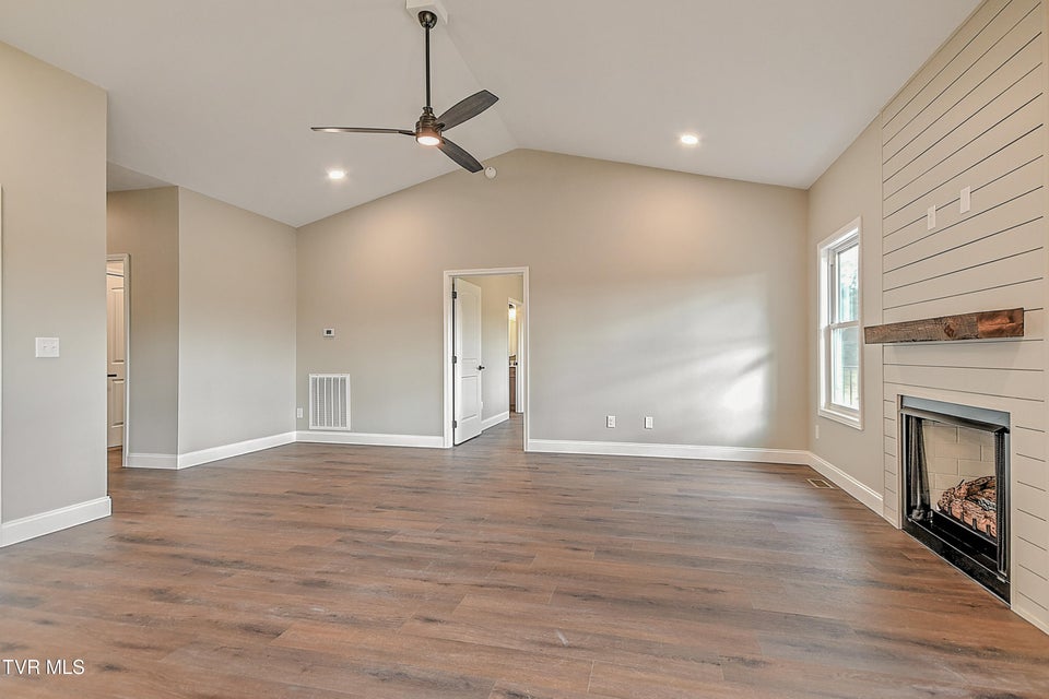 Photo #7: 514 Deborahs Way