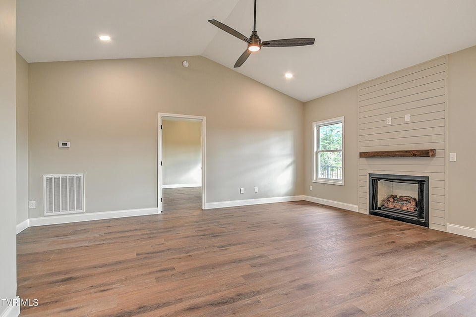 Photo #8: 514 Deborahs Way