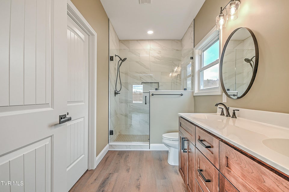 Photo #27: 514 Deborahs Way