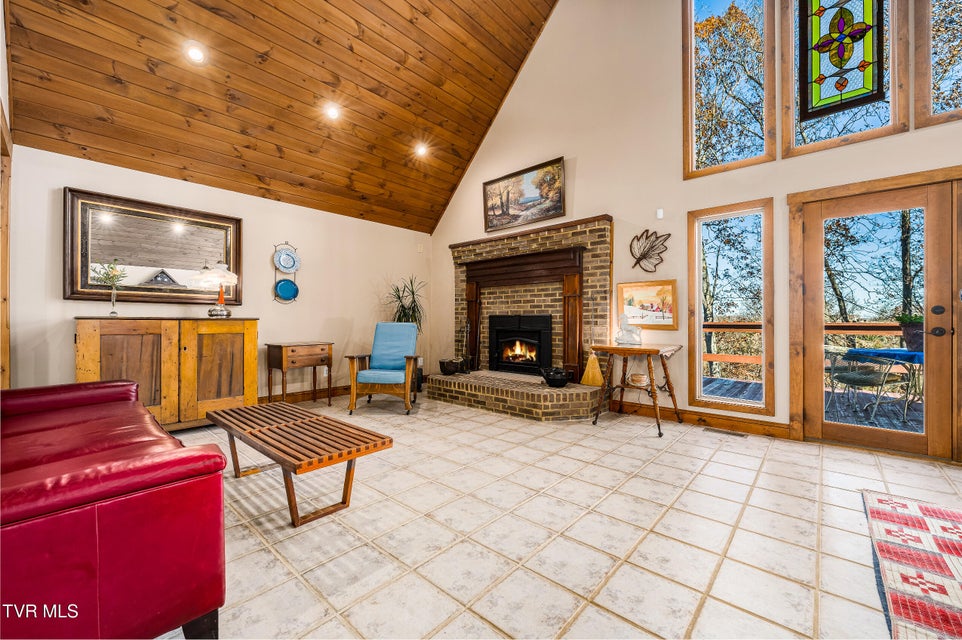 Photo #16: 500 Urbana Road