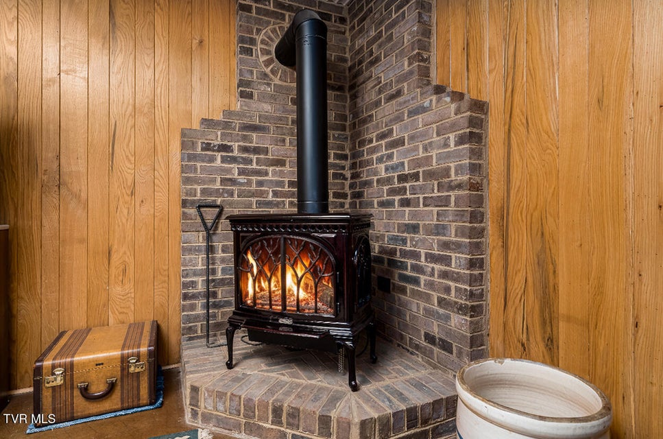 Photo #42: 500 Urbana Road