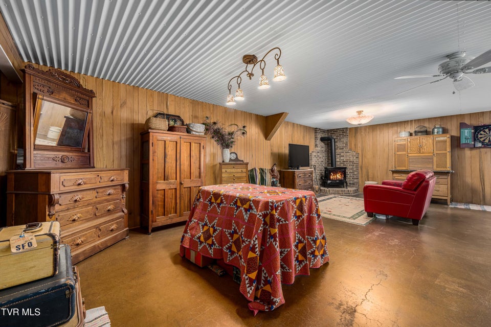 Photo #40: 500 Urbana Road