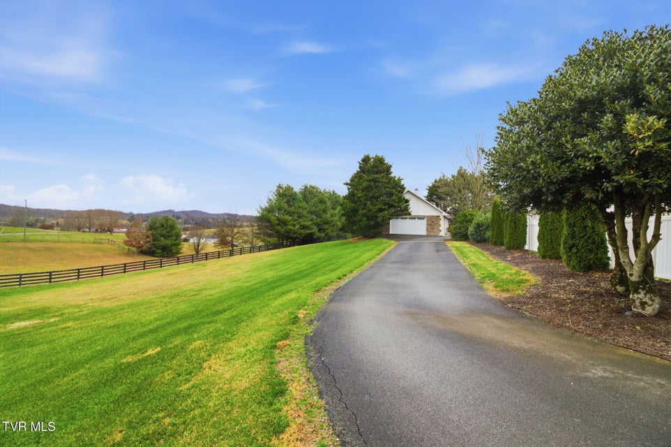 Photo #5: 22120 Flame Leaf Drive