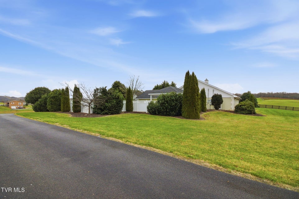 Photo #6: 22120 Flame Leaf Drive