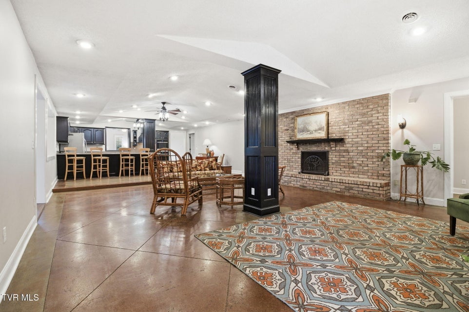 Photo #16: 22120 Flame Leaf Drive