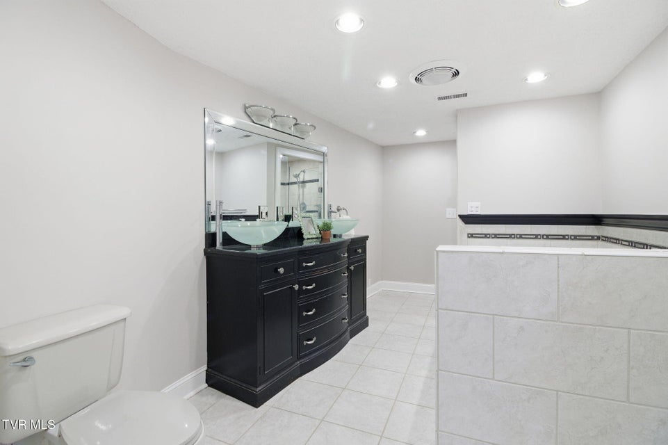 Photo #30: 22120 Flame Leaf Drive