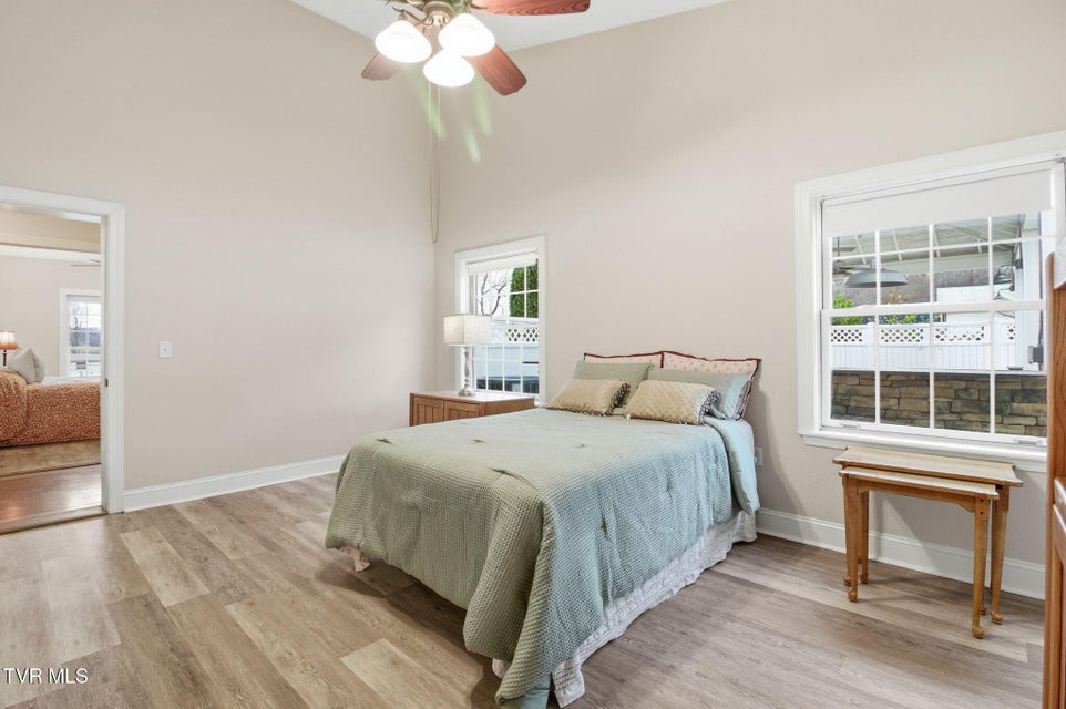 Photo #36: 22120 Flame Leaf Drive