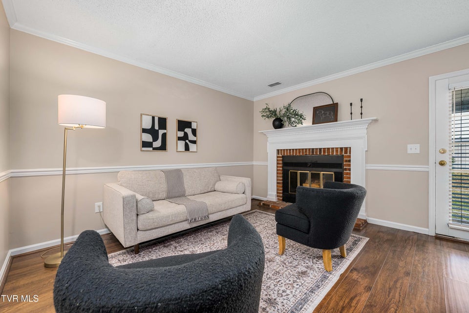 Photo #6: 400 Sunset Drive