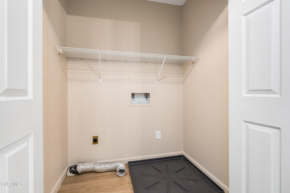 Photo #15: 400 Sunset Drive