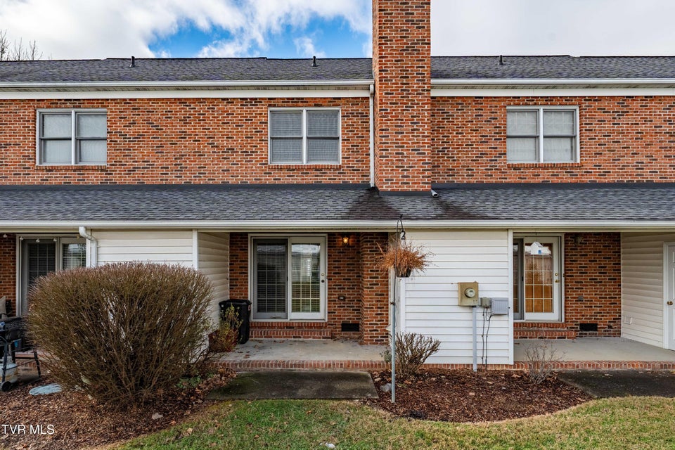 Photo #21: 400 Sunset Drive