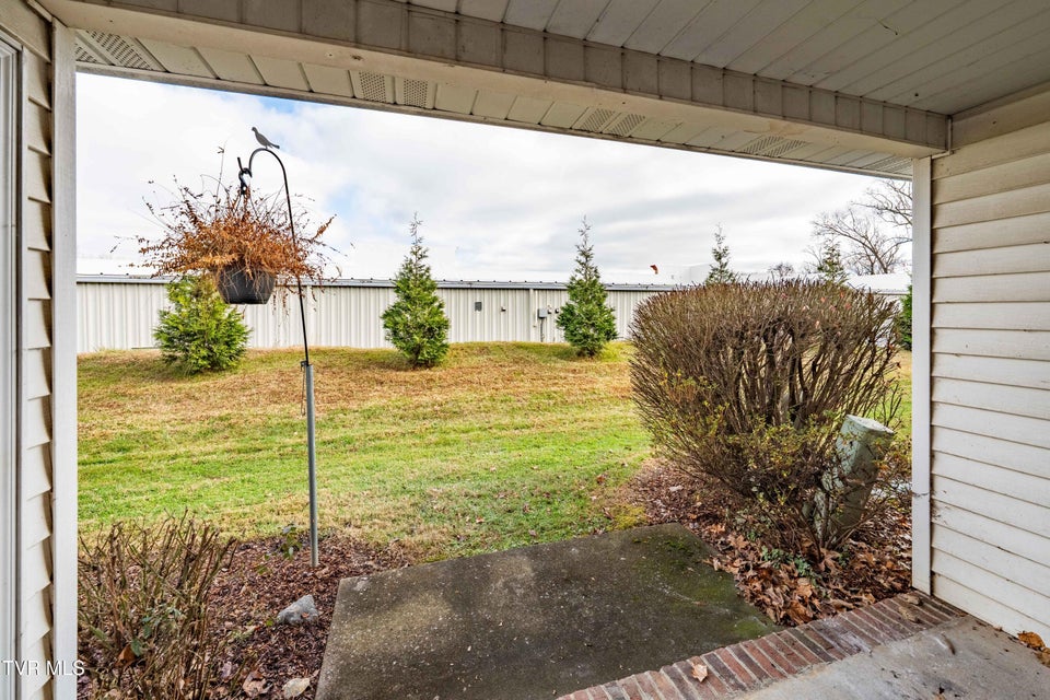 Photo #23: 400 Sunset Drive