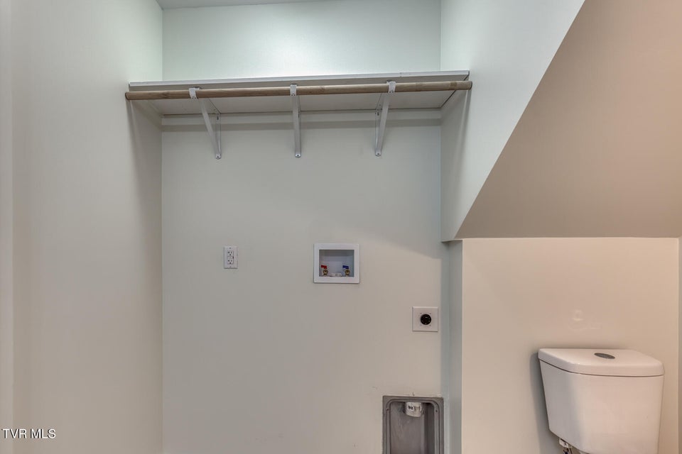 Photo #31: 2230 Dave Buck Road