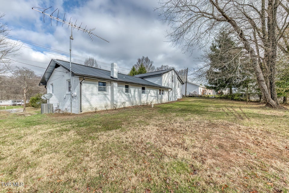 Photo #48: 2230 Dave Buck Road