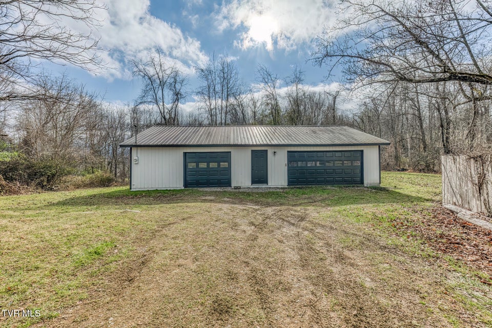 Photo #52: 2230 Dave Buck Road