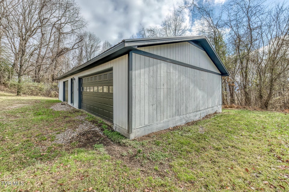 Photo #54: 2230 Dave Buck Road