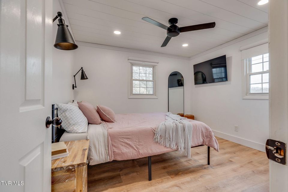 Photo #13: 702 Crowell Lane