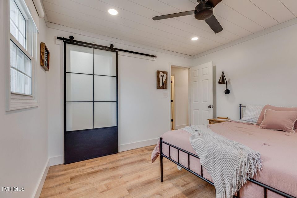 Photo #14: 702 Crowell Lane