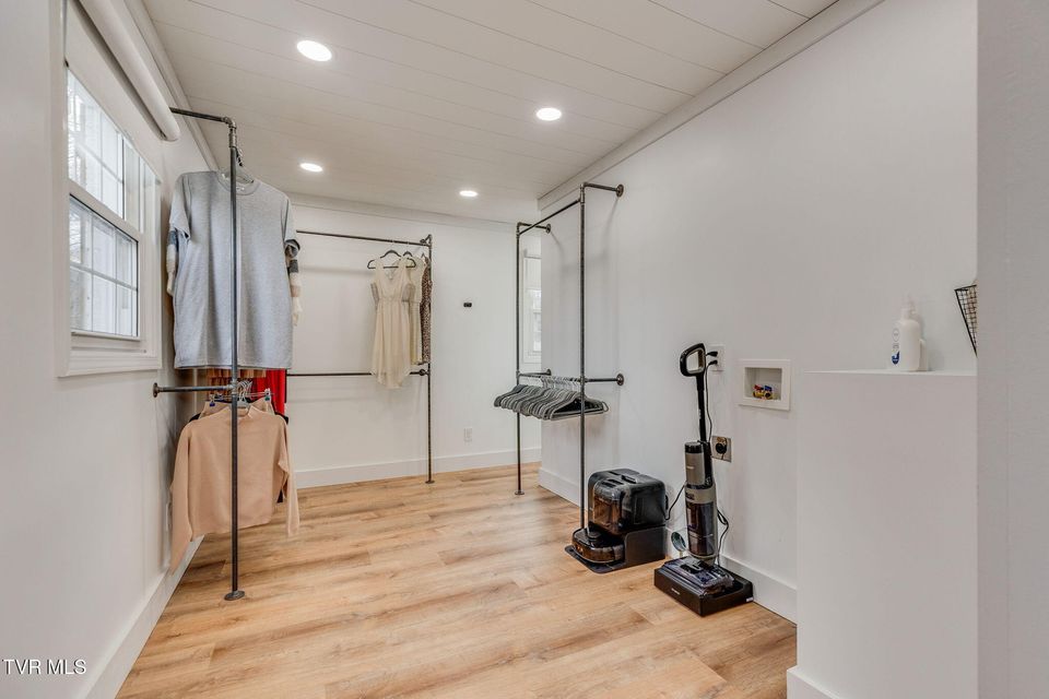 Photo #16: 702 Crowell Lane