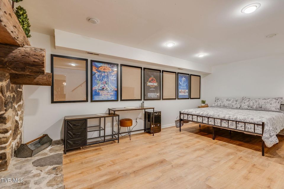 Photo #26: 702 Crowell Lane