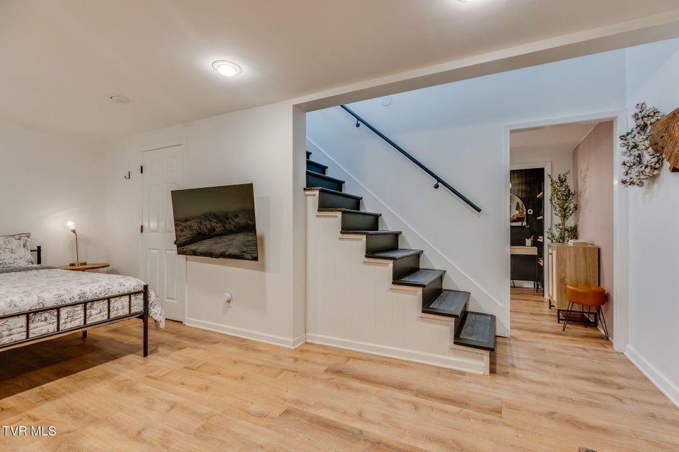 Photo #27: 702 Crowell Lane