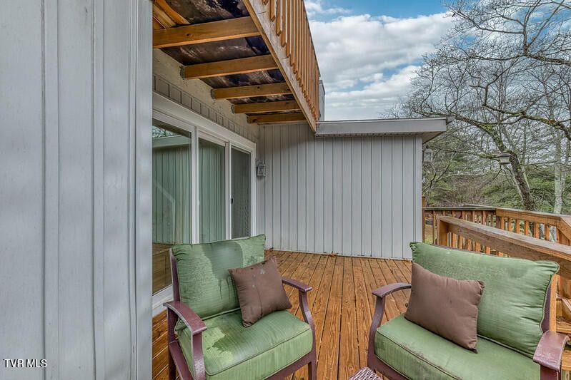 Photo #27: 102 Point Shore Pvt Drive 