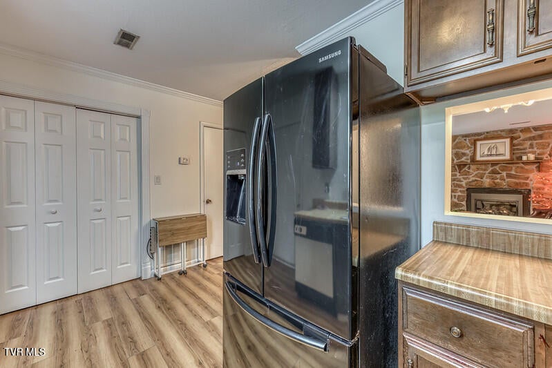 Photo #9: 102 Point Shore Pvt Drive 