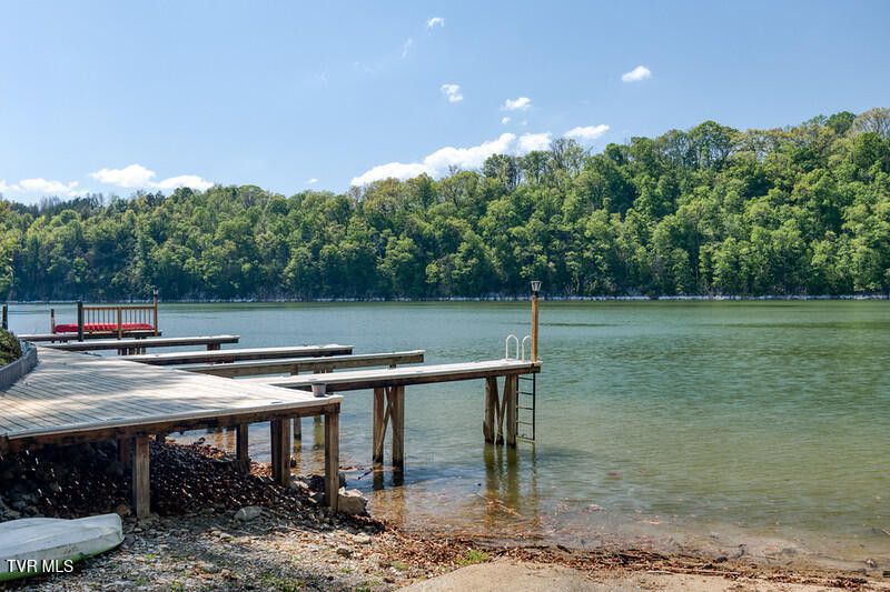 Photo #40: 102 Point Shore Pvt Drive 