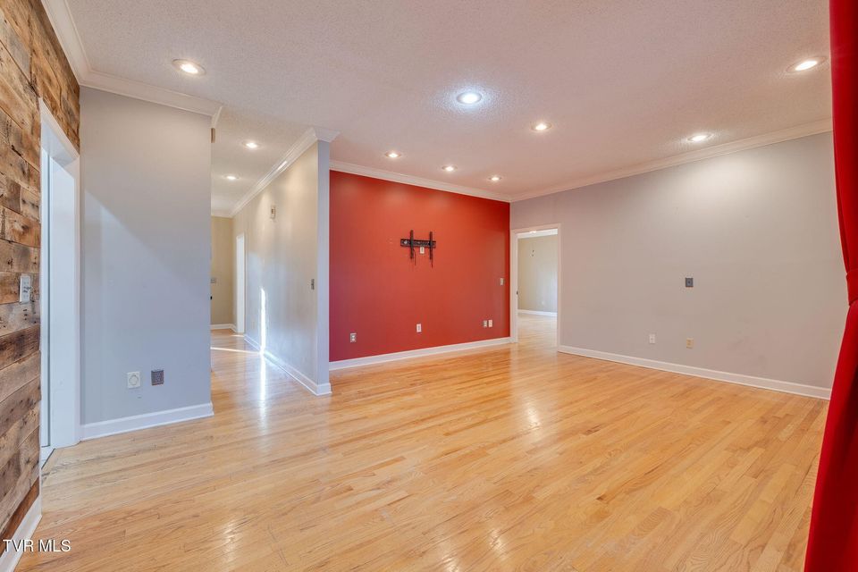 Photo #11: 1001 Fiddlers Way