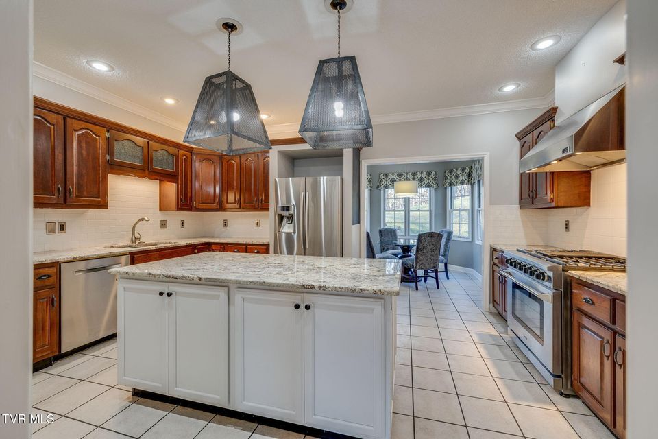 Photo #14: 1001 Fiddlers Way