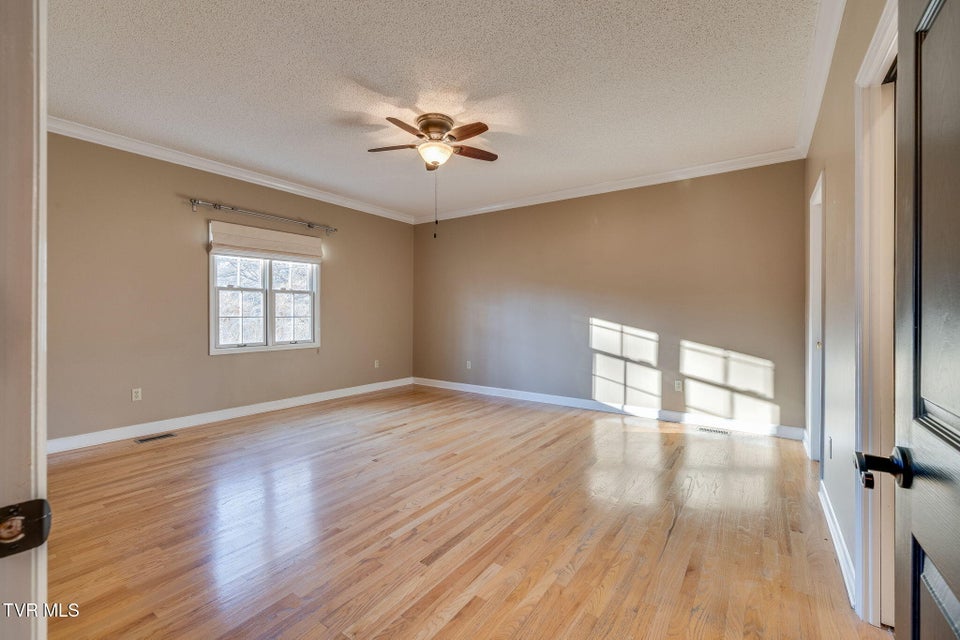 Photo #24: 1001 Fiddlers Way