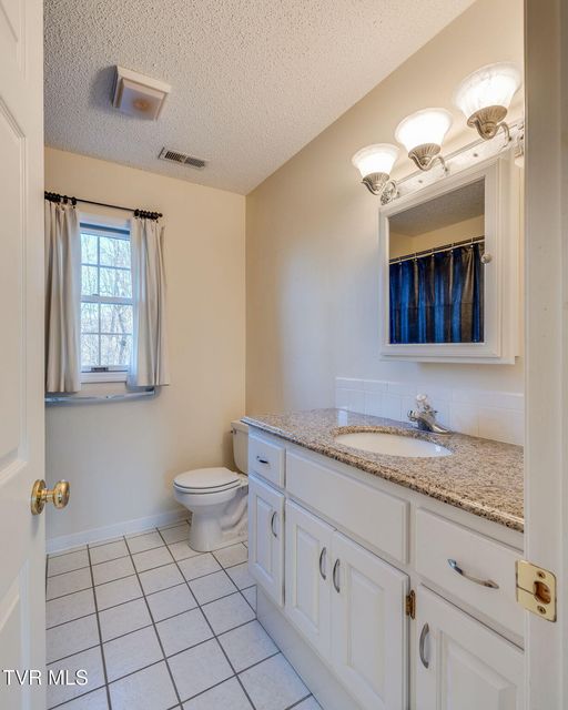 Photo #34: 1001 Fiddlers Way