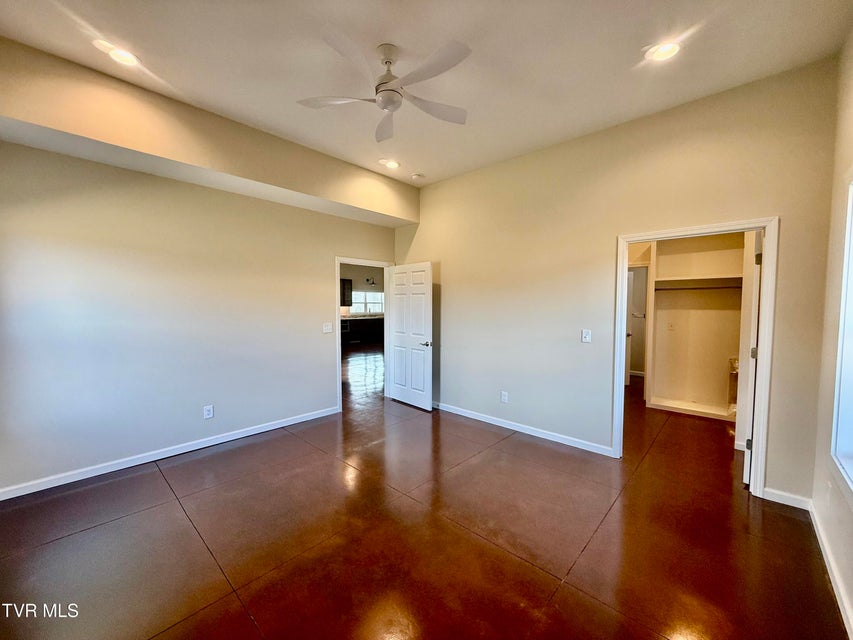 Photo #26: 2114 Powell River Rd 