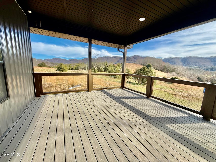 Photo #47: 2114 Powell River Rd 