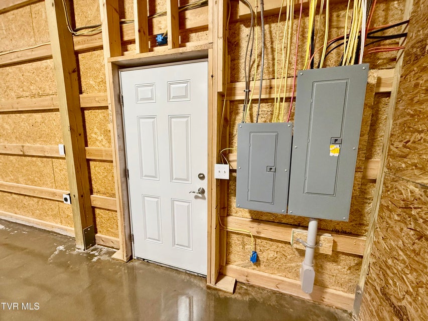 Photo #58: 2114 Powell River Rd 