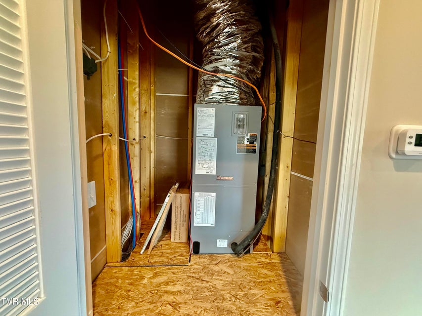 Photo #59: 2114 Powell River Rd 